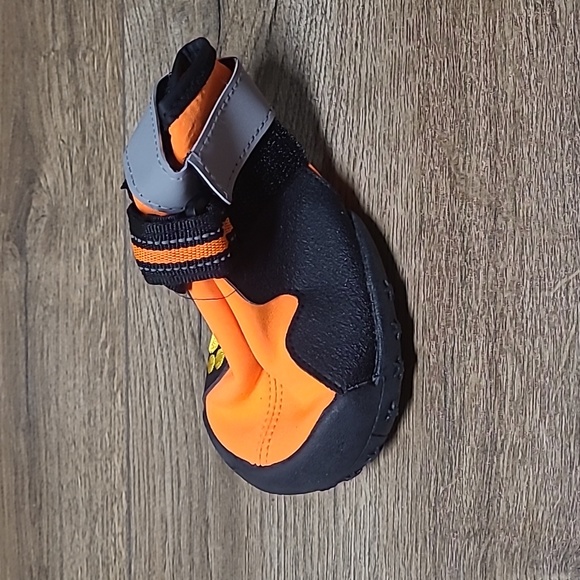 NEW IN PACKAGE ASMPET DOG BOOTIES - Picture 5 of 8